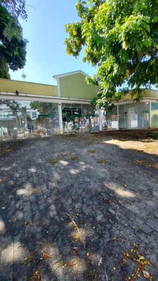 Estabelecimento Comerciais